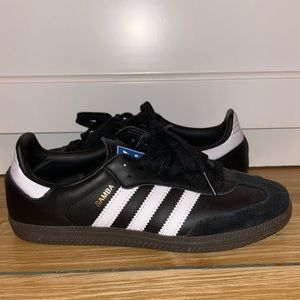 Adidas Black Sambas